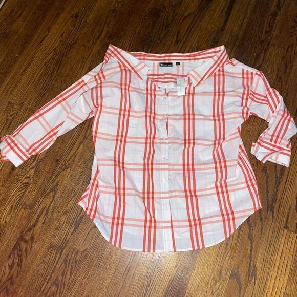 New blouse   - Picture 1 of 3